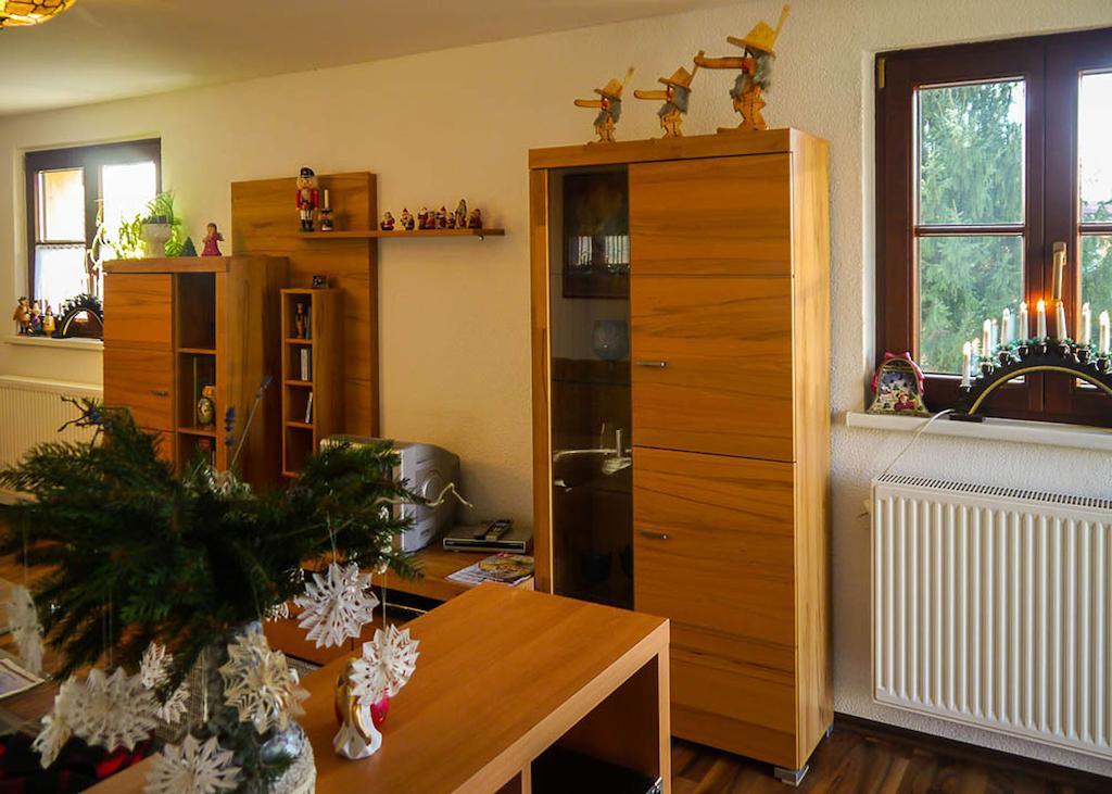 Ferienwohnung Am Elberadweg Dresda Camera foto